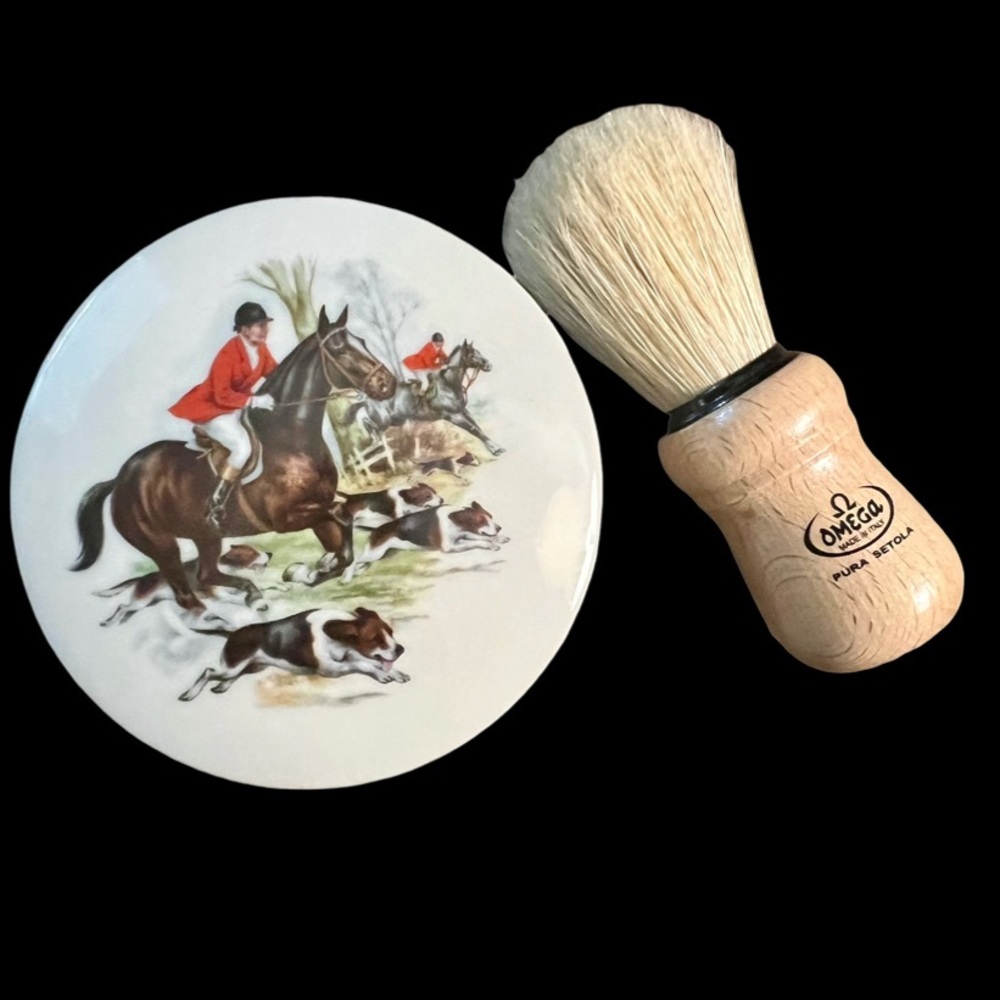 Equestrian Fox Hunt Scene Shaving Soap Porcelain Dish w/ Omega Pure Setola Brush